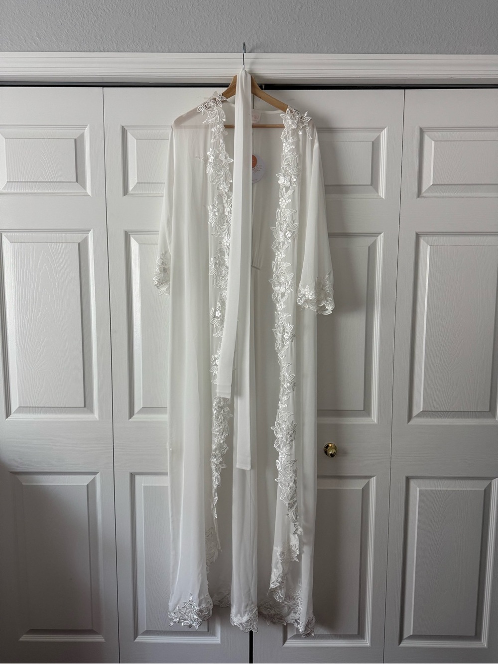 Sheer White Lace-Trim Robe – Women’s Intimates & Sleepwear
